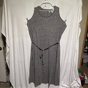 Old Navy Womens 4XL Grey Heathered Sleeveless Belted Dress Flowy Lightweight NWT